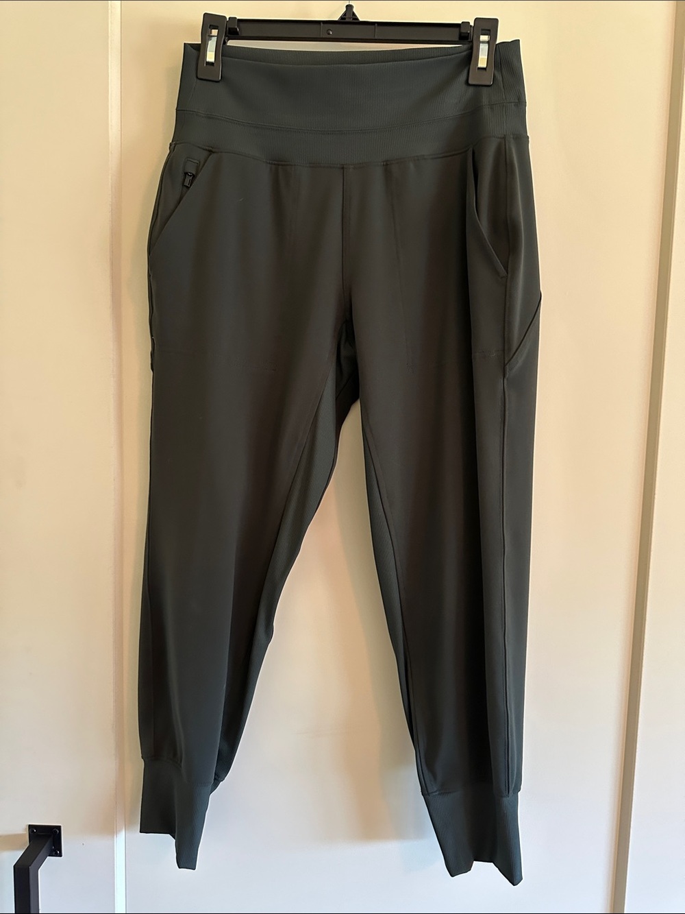 Athleta Venice High Rise Joggers with Zip Pocket - Dark Green